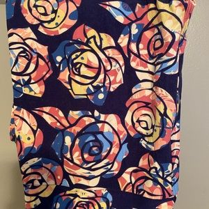 Llr tc rose leggings euc